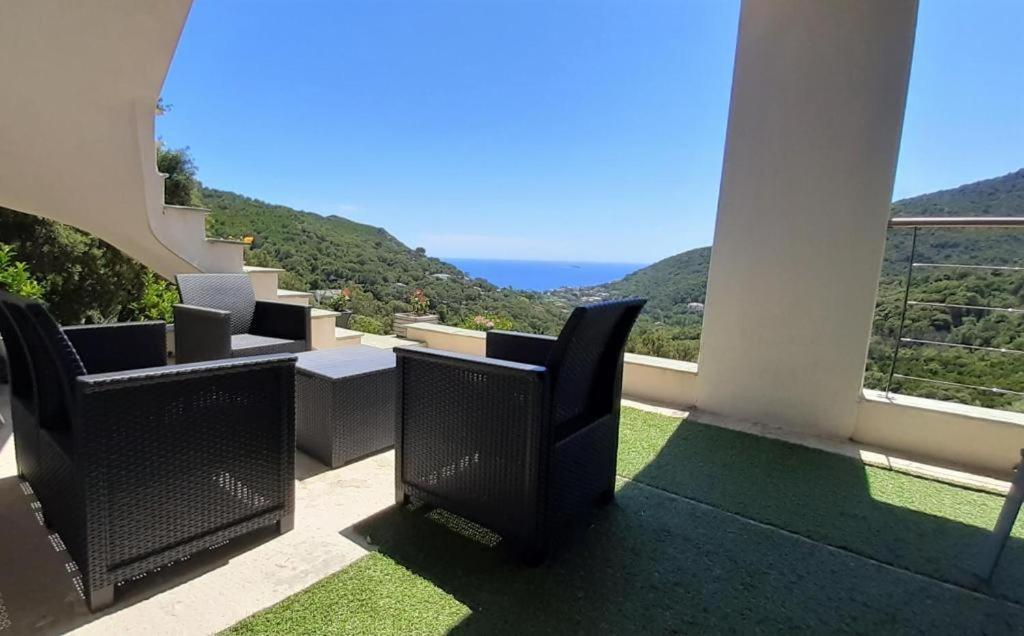 Cap Corse Uribellinu 1, Petit Dejeuner Partine Exterior photo